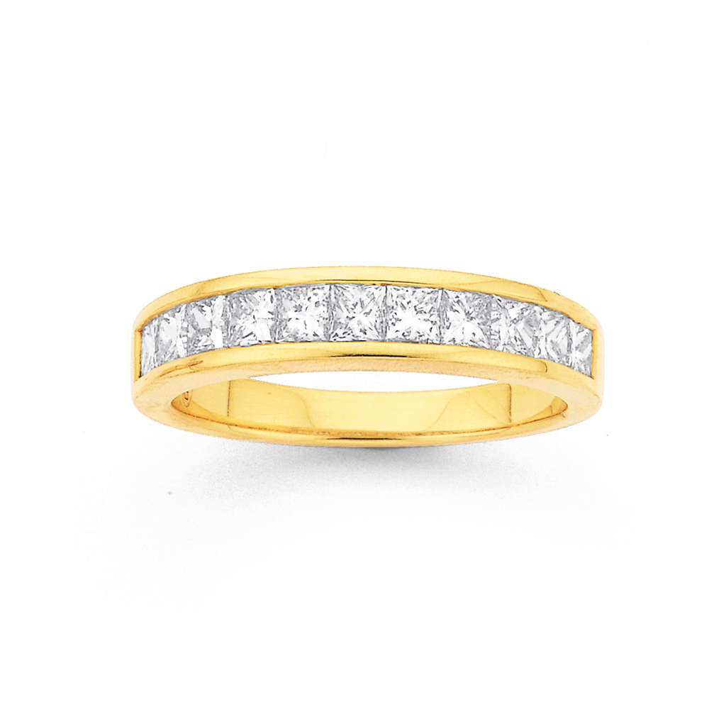 gold ring with a diamond