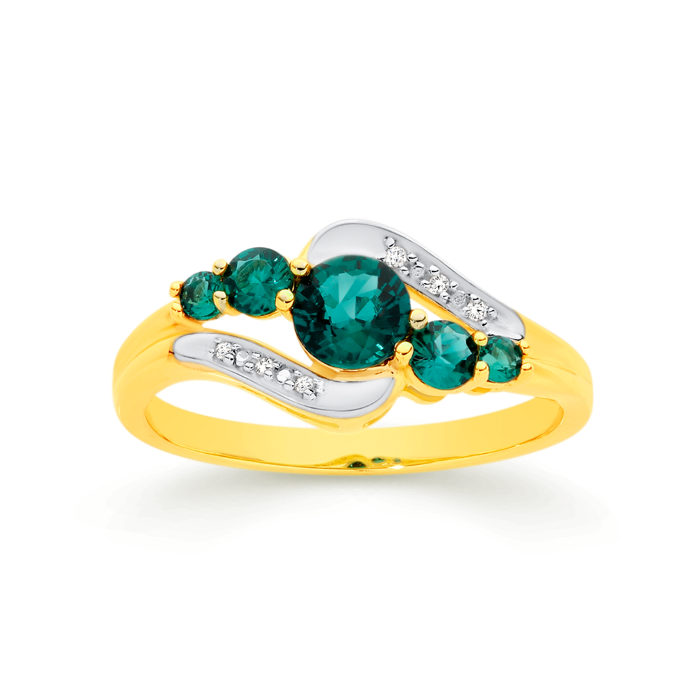 Emerald store rings prouds