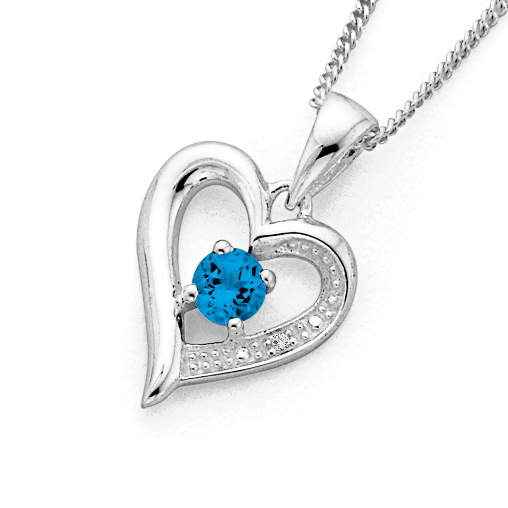 Prouds on sale heart necklace